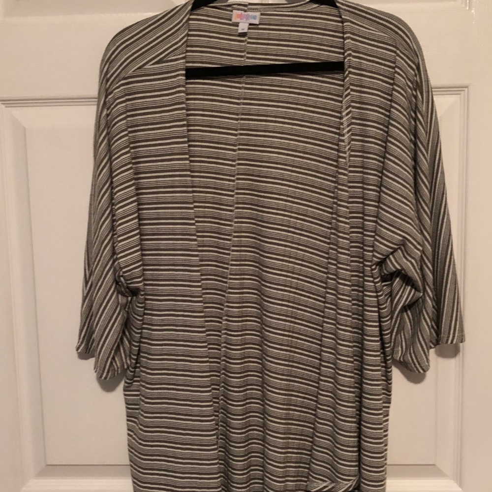 LuLaRoe Lindsay Cardigan Dark Green and Cream, M